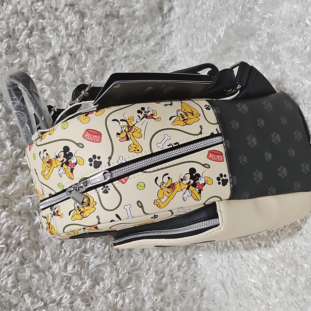 Loungefly Disney Mickey Mouse And Pluto Playtime mini backpack Cream - Picture 6 of 11